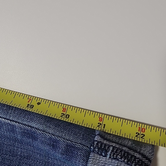 Chico's Blue Embroidered Cropped Jeans Sz 2.5 - Picture 9 of 16